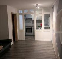 Einliegerwohnung zwei Zi. mit Einbauküche - Tiefenbach