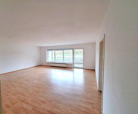 Foto - große sanierte 2 Zimmerwohnung im Trögelsbyerweg