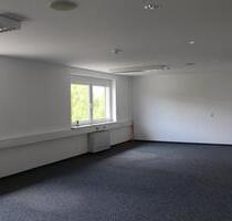 Bürofläche im Obergeschoß mit Klimaanlage - Wagenfeld