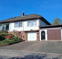 Haus Erbach beste Lage, 830qm Grund ,2x Garage +Carport v. Privat - Michelstadt