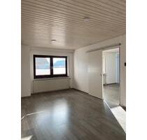 Modernisiert 2 Zimmer Wohnung in Rheinstetten Neuburgweier