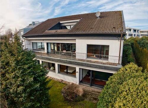 Foto - Moderne 3 Zimmer Wohnung mit Einbauküche & Dachterrasse