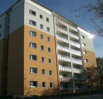 Renoviertes 1-Zimmer-Appartment mit Fahrstuhl, Balkon und einem super Ausblich! Sofort anmietbar! - Lübeck Sankt Jürgen Renoviertes 1-Zimmer-Appartment mit Fahrstuhl, Balkon und einem super Ausblich! Sofort anmietbar! - Lübeck Sankt Jürgen