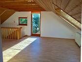 Foto - Helle 1,5-Zimmer-Einliegerwohnung im Grünen (Würzburg-Oberdürr