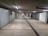 Foto - Tiefgaragenstellplatz mit eigenem Rolltor in Eckenheim
