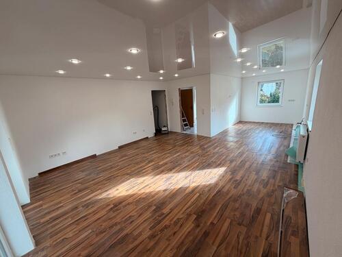 Foto - Moderne sanierte 4 Zimmer Wohnung