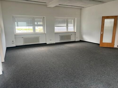 Foto - Büroräume zu Vermieten - 1.200,00&nbsp;EUR Kaltmiete, ca.&nbsp; 96,00&nbsp;m&sup2;