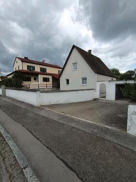 Foto - EFH bezugsfertig, 743qm Grund, großer Garten, Nebengebäude
