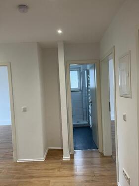Foto - Kernsanierte 3-Zimmer-Wohnung mit Balkon im Bielefelder Westen