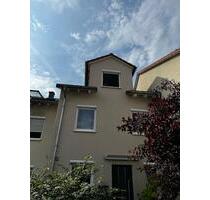 Einfamilienhaus top gepflegt von privat - Frankfurt am Main Bonames