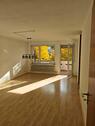 Foto - Helle 2,5-Zimmer-Wohnung mit Sonnenbalkon,Garage und EBK