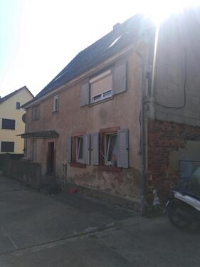 Foto - zu verkaufen 2 Familienhaus ( kleiner Bauernhof )