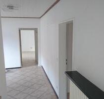 Geräumige Erdgeschosswohnung Küche, Garage, Garten Leer Heisfelde - Moormerland