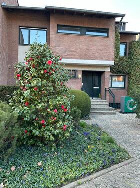 Foto - KR-Fischeln: Großzügiges Reihenmittelhaus in ruhiger Lage!