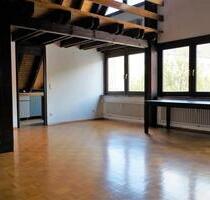 Helle vier Zimmer Maisonette mit Loggia mitten in Ebingen - Albstadt