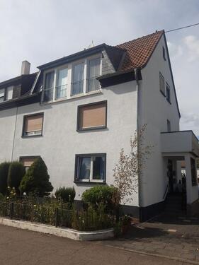 Foto - 6 Zimmer Mehrfamilienhaus, Wohnhaus in Rheinbrohl