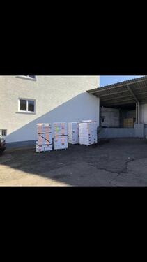 Foto - Lager Lagerraum Lagerfläche Lagerhalle Reifenlager Stellplatz PKW