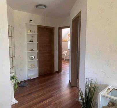 Foto - Gemütliche Dachgeschosswohnung - 570,00&nbsp;EUR Kaltmiete, ca.&nbsp; 90,00&nbsp;m&sup2;