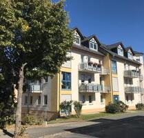 Helle 4-Raum Whng. mit Balkon und modernisiertem Bad! PKW-Stellplatz im Hof - Heidenau