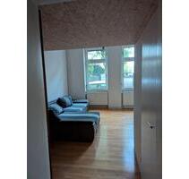 Erdgeschoss Wohnung in Kalk 40qm mit Einbauküche - Köln