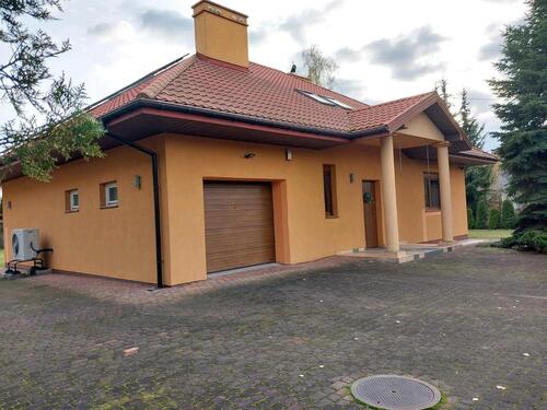 Foto - Einfamilienhaus mit großem Grundstück in Warschau