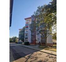 Wohnen in zentrumsnaher Lage - 250,00&nbsp;EUR Kaltmiete, ca.&nbsp; 39,50&nbsp;m&sup2; in Meuselwitz (PLZ: 04610)