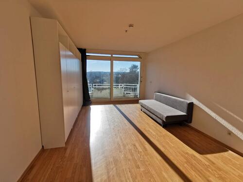 Foto - Stillvolle, citynahe und ruhige Wohnung mit EBK und Balkon