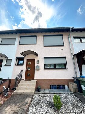 Foto - Gepflegtes Reihenmittelhaus mit Garage, Garten und Bergblick