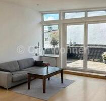 Stilvolle, möblierte 2-Zimmer-Altbauwohnung mit Süd-Balkon - Hamburg Winterhude