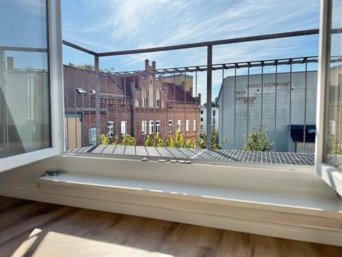 Foto - Erstbezug: Exklusive Dachgeschosswohnung, Balkon, hohe Decken