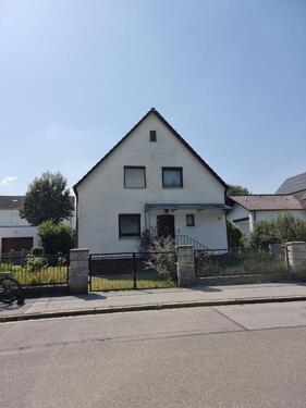 Foto - Einfamilienhaus bzw Mehrgenerationenhaus im Süden von Straubing