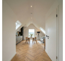 Ihr Wohntraum über den Dächern von Remshalden:4-Zimmer-DG-Wohnung