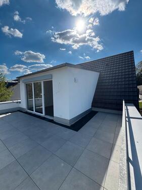 Foto - Attraktive Dachgeschosswohnung mit großzügiger Dachterrasse