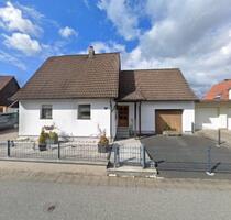 Renovierungsbedürftiges Haus in Dörfles-Esbach