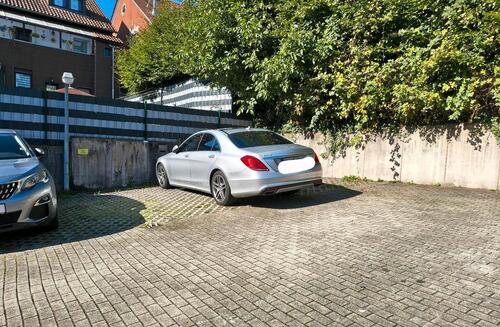 Foto - Talstraße: Stellplatz im Hof zu vermieten