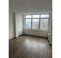 Schöne 4 Zimmer Wohnung zu vermieten - Schkölen