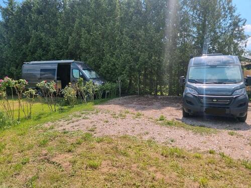 Foto - Stellplatz Freifläche Abstellplatz WOHNMOBIL WOHNWAGEN KFZ