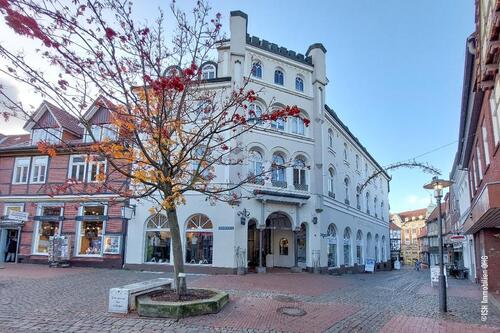Foto - Direkt in der Stader Innenstadt: großzügige 2-Zi.-Wohnung mit Balkon zu vermieten!