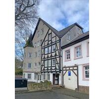 ZENTRALE GEWERBE-, BÜRO- ODER PRAXISFLÄCHE IN DER ALTSTADT - Uslar