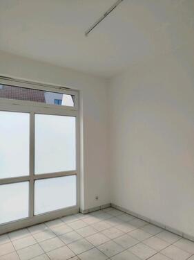 Foto - GEwERBE İMMOBiLİEN - 1.750,00&nbsp;EUR Kaltmiete, ca.&nbsp; 102,00&nbsp;m&sup2;