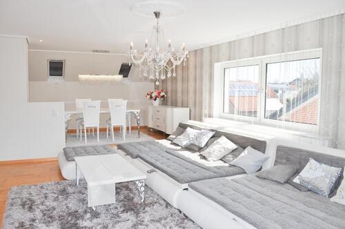 Foto - Helle Dachgeschosswohnung mit 88 m², Loggia & Parkplatz – Ihr neues Zuhause!