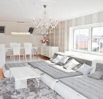 Helle Dachgeschosswohnung mit 88 m², Loggia & Parkplatz – Ihr neues Zuhause! - Detmold Hiddesen