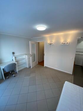 Foto - Charmante 1 Zimmerwohnung mit Balkon in Stuttgart-Süd -möbliert-