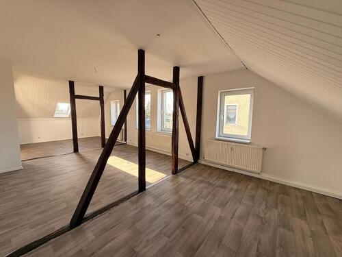 Foto - 3 Zimmer Dachgeschoßwohnung in Oelsnitz (Erzgebirge)