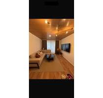 Sanierte 3 Zimmer Wohnung mit Küche Waschmaschine und Balkon - Barsinghausen