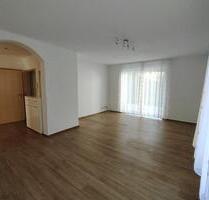 helle 3,5 Zimmer Wohnung mit Terrasse und Gartenmitbenutzung - Schwäbisch Hall