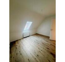 Schöne Renovierte 2-Zimmer Wohnung mit Garten zentral in Liebenau