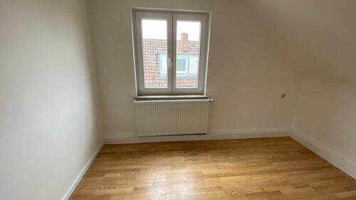 Foto - Kleine aber feine 4-Zimmer-Wohnung nur für Single, Paare