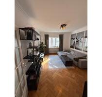 Zur Untermiete: helle 70qm Wohnung Maxvorstadt möbliert - München