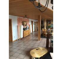 Attraktive Eigentumswohnung mit großem Balkon und 2 Stellplätzen - Ranstadt